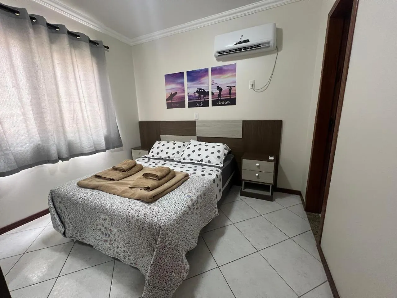 Apartamento Lindo E Confortavel A 80 Mt Da Praia De Bombas Бомбиньяс 0*,